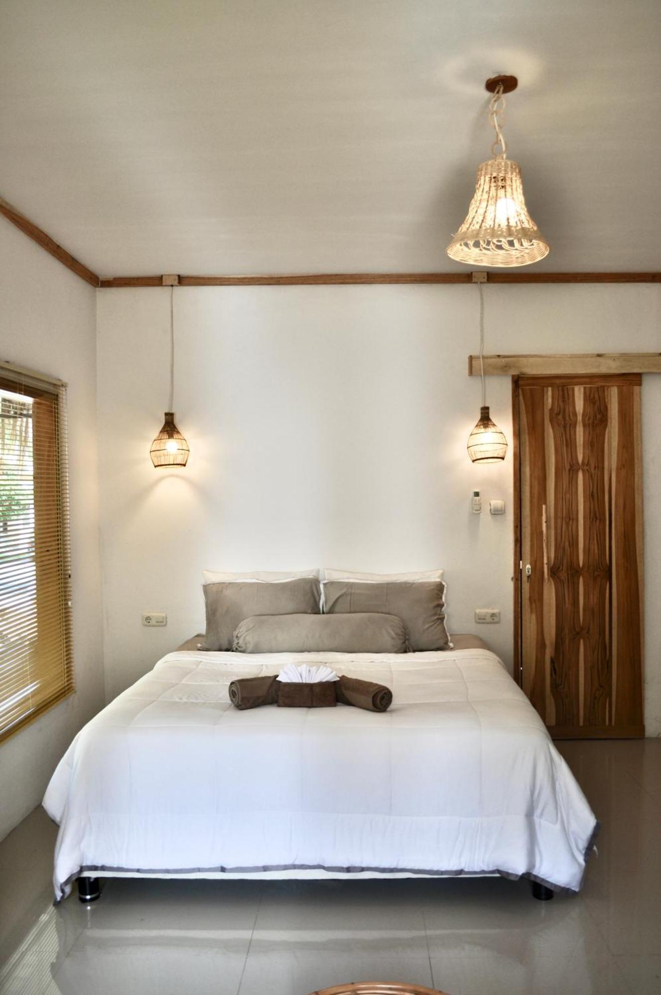 Ripbowl Guest House Selong Belanak Exterior foto